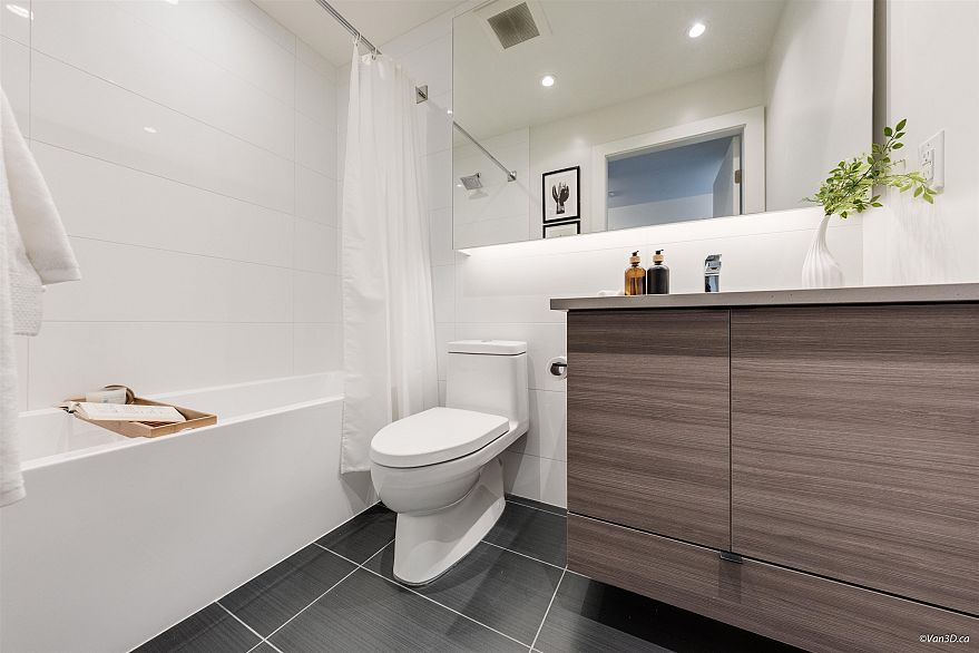 1307 3438 Sawmill Crescent