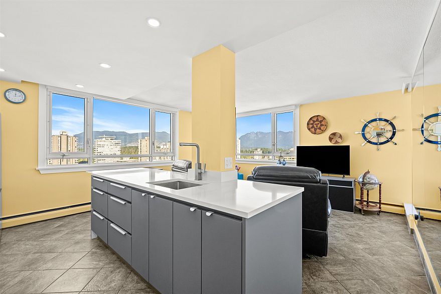 2006 1850 Comox Street