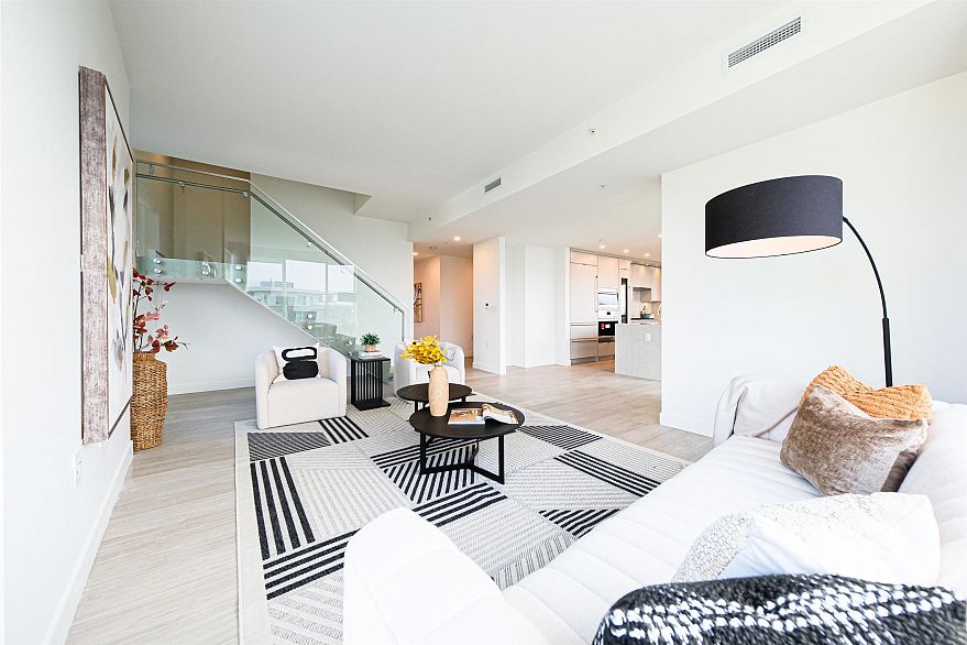 602 7638 Cambie Street