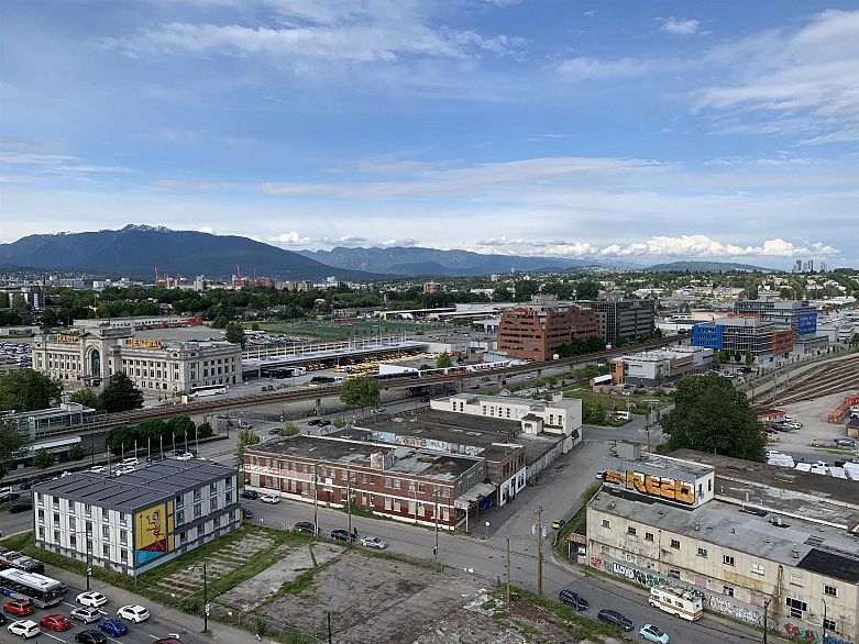 2015 1618 Quebec Street