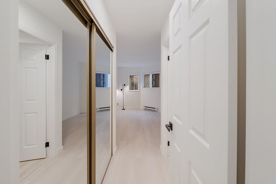 104 1147 Nelson Street