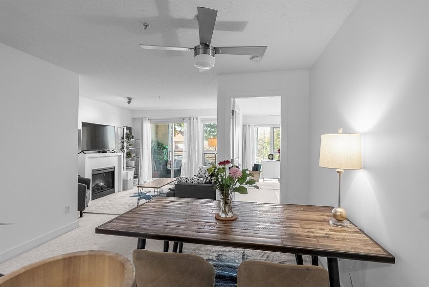 206 4550 Fraser Street