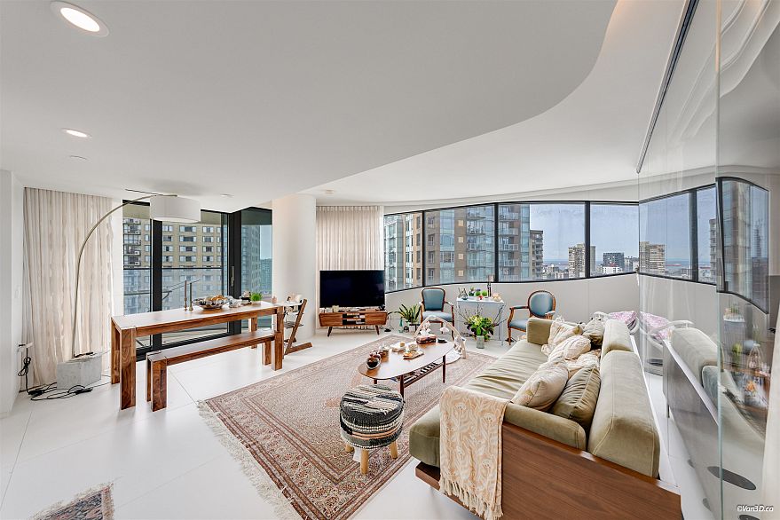 1603 1033 Nelson Street