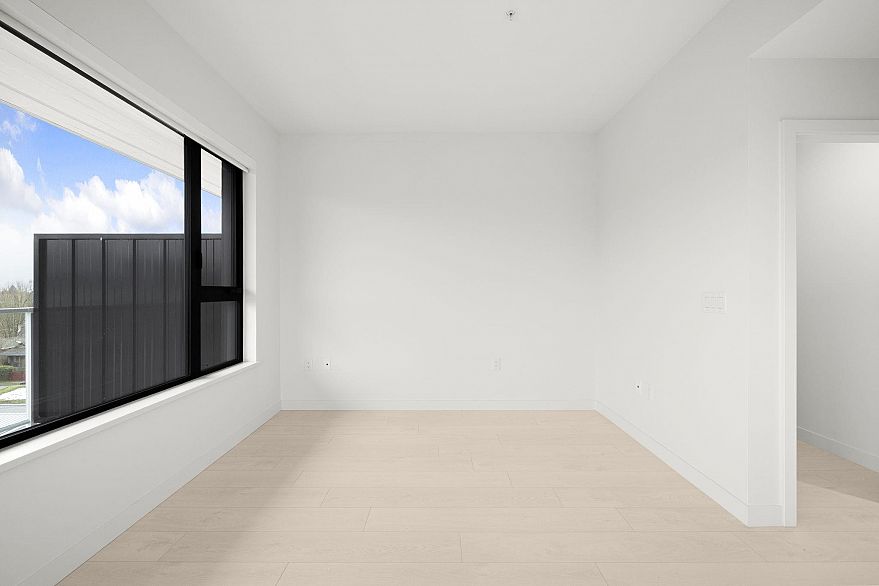 603 4928 Quebec Street