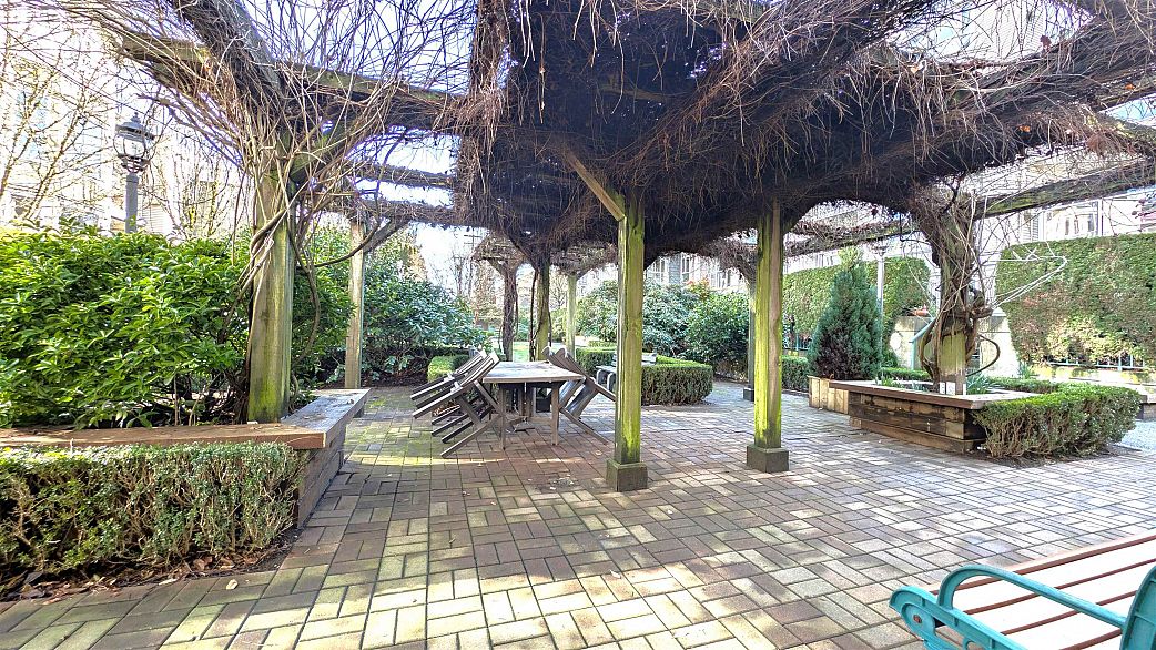 308 228 E 18th Avenue