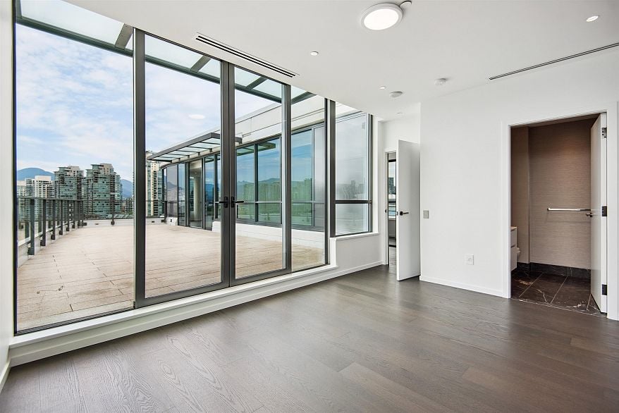 1202 1678 Pullman Porter Street