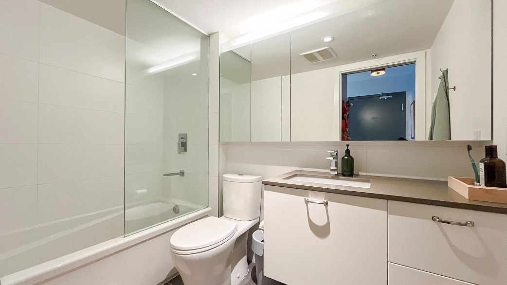 310 150 E Cordova Street