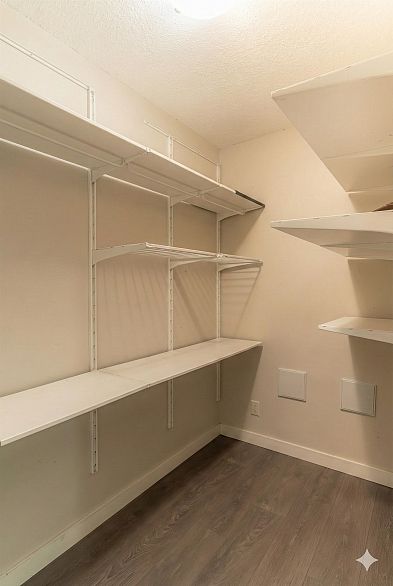 1802 455 Beach Crescent