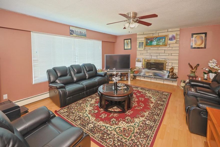 7310 Gladstone Street