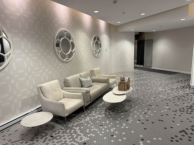 1404 445 W 2nd Avenue