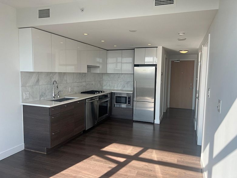 1803 8538 River District Crossing