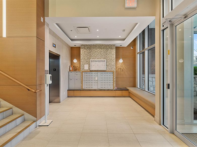 511 508 W 29th Avenue