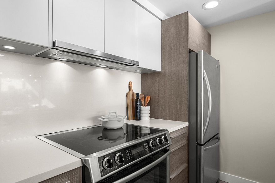 1204 1323 Homer Street