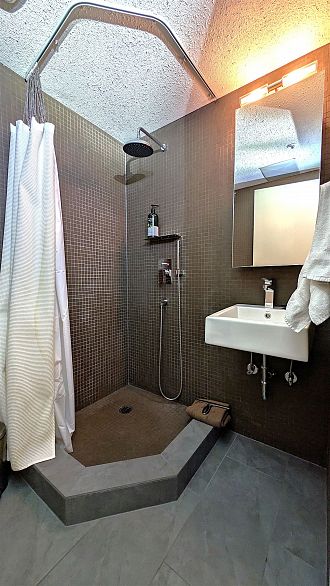 308 228 E 18th Avenue