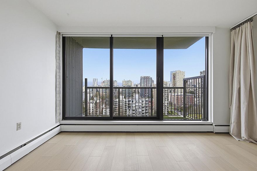 2103 1330 Harwood Street