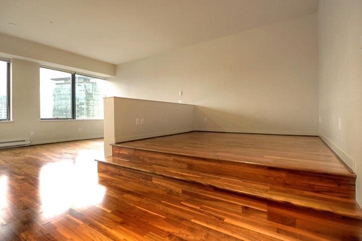 1405 1333 W GEORGIA STREET, Vancouver BC V6E 4V3