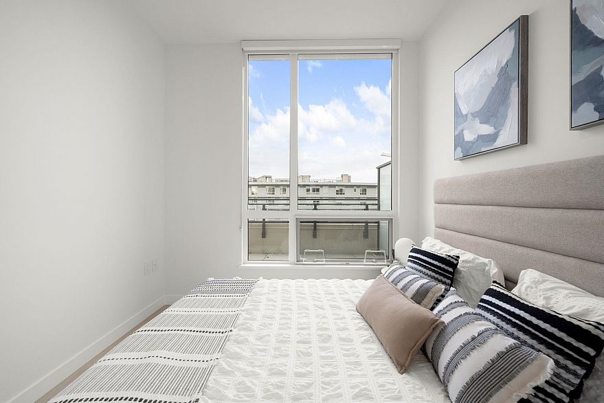 504 5212 Cambie Street