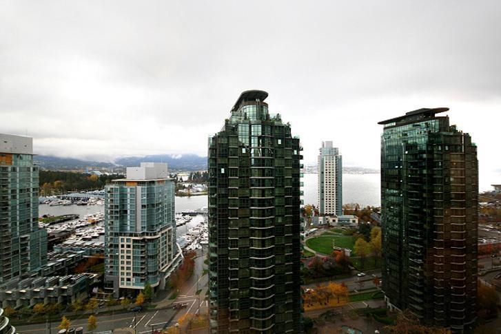 1405 1333 W GEORGIA STREET, Vancouver BC V6E 4V3