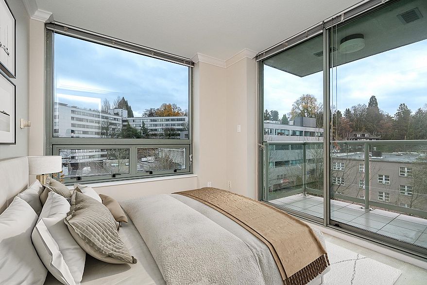 602 1550 W 15th Avenue