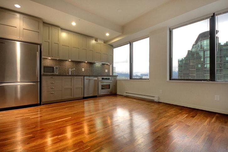 1405 1333 W GEORGIA STREET, Vancouver BC V6E 4V3