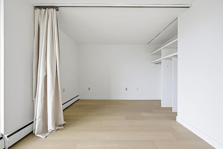 2103 1330 Harwood Street