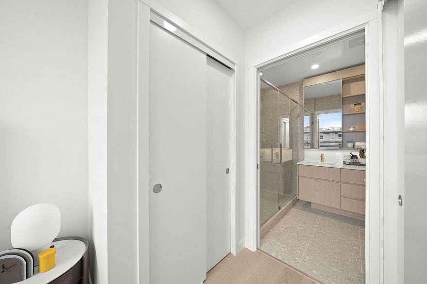 504 5212 Cambie Street