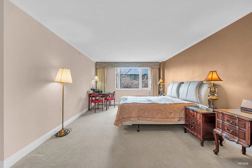 412 618 W 45th Avenue