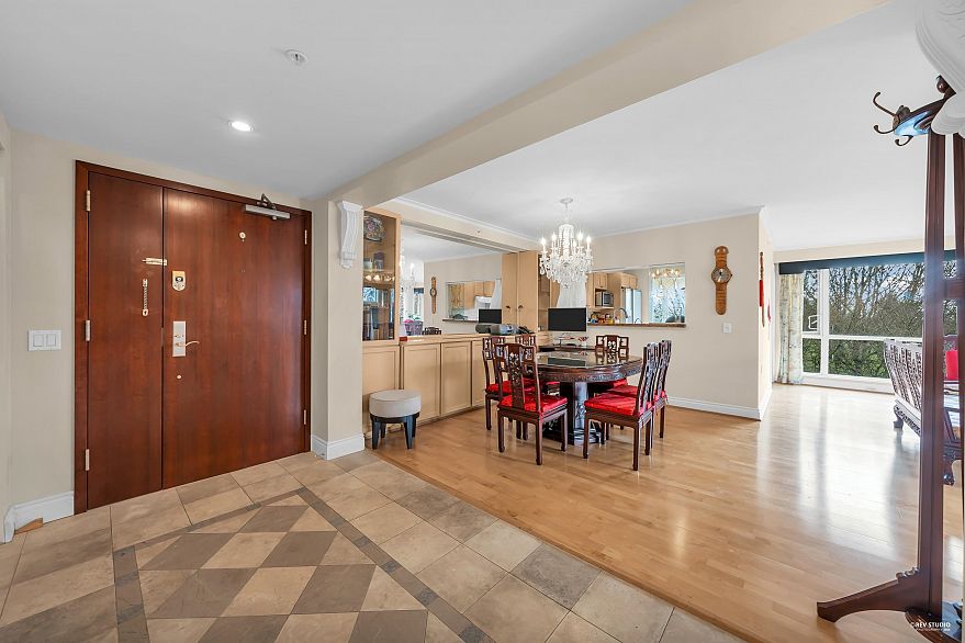 412 618 W 45th Avenue