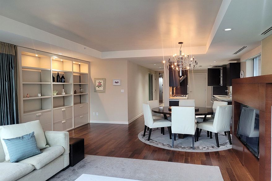 903 1169 W Cordova Street