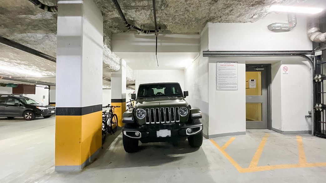 1706 1009 Harwood Street