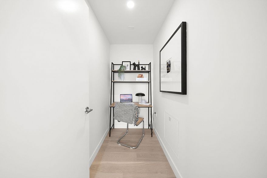 305 5212 Cambie Street