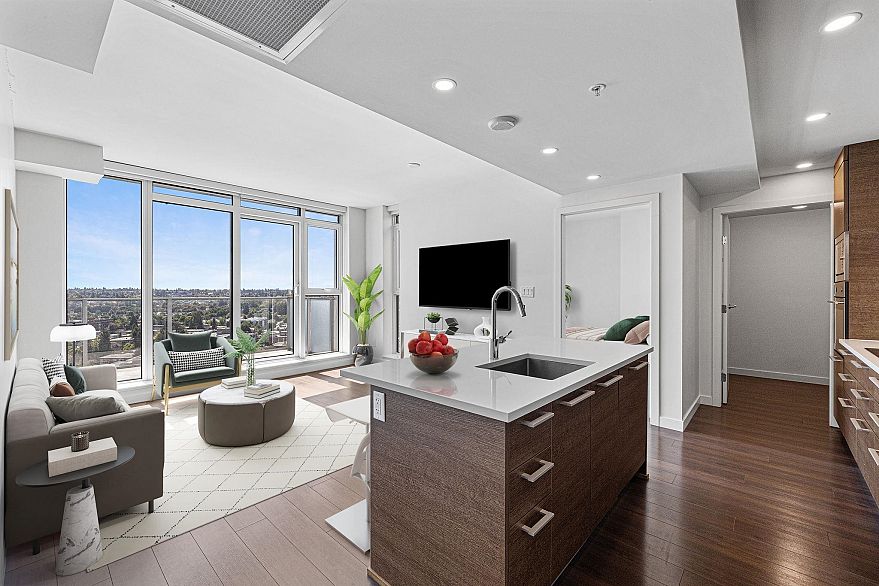 2209 285 E 10th Avenue