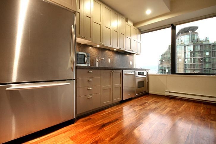 1405 1333 W GEORGIA STREET, Vancouver BC V6E 4V3