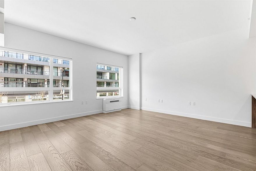 204 3590 W 39th Avenue