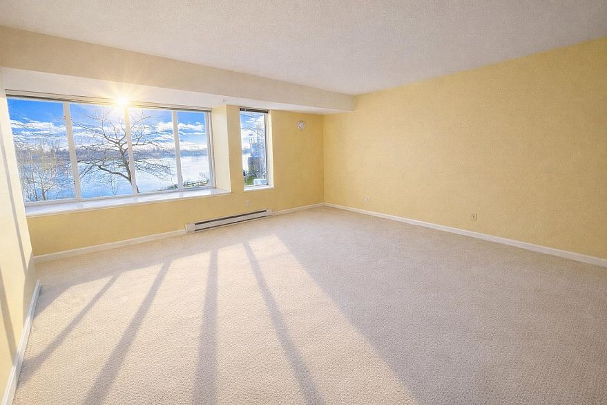 2178 E Kent Avenue South