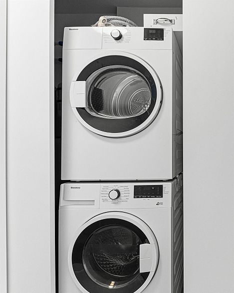 206 3590 W 39th Avenue