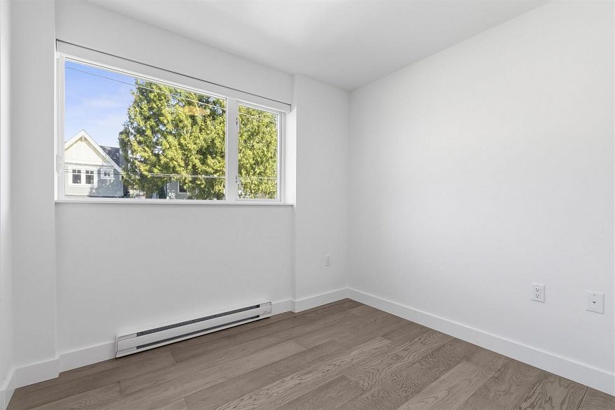 201 3590 W 39th Avenue