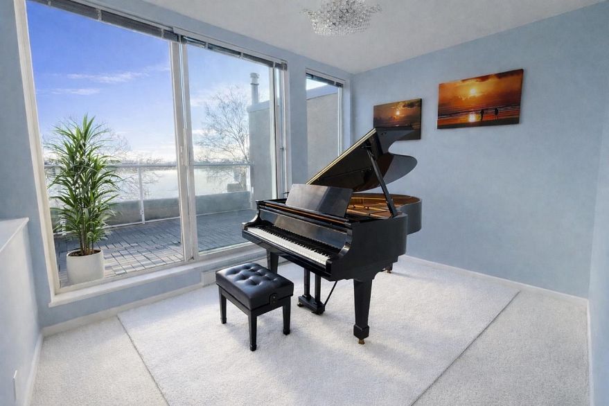 2178 E Kent Avenue South