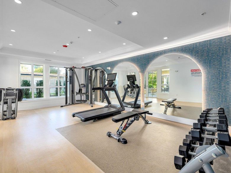 203 2096 W 47th Avenue