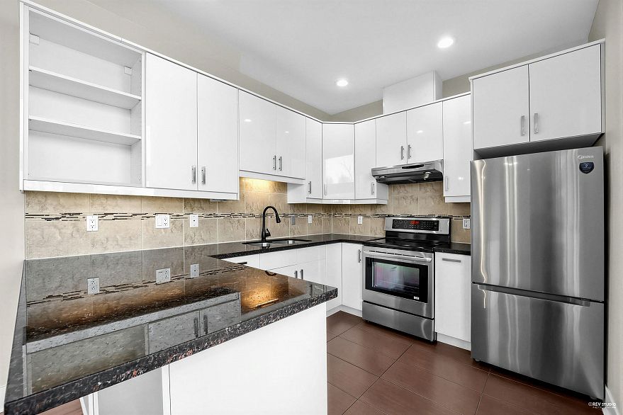 PH5 2088 W 11th Avenue