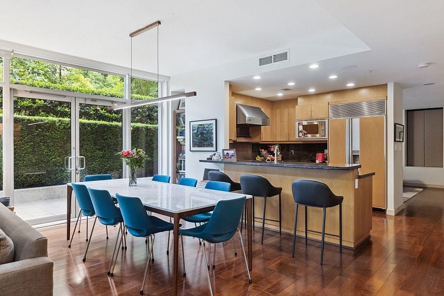 TH12 1233 W Cordova Street