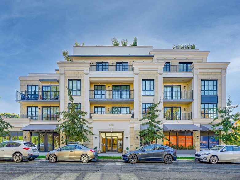 309 2096 W 47th Avenue