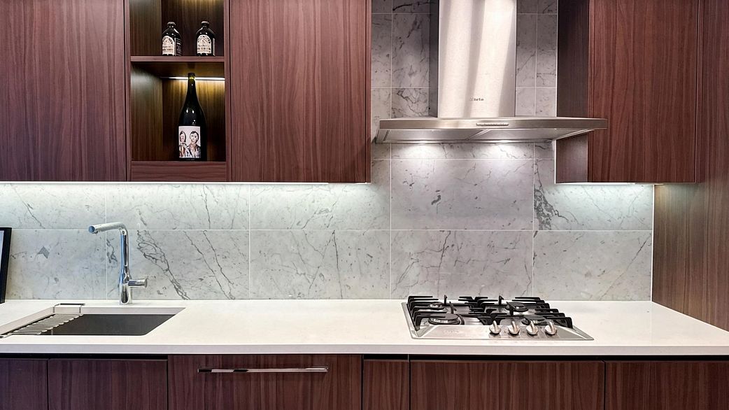 606 455 SW Marine Drive