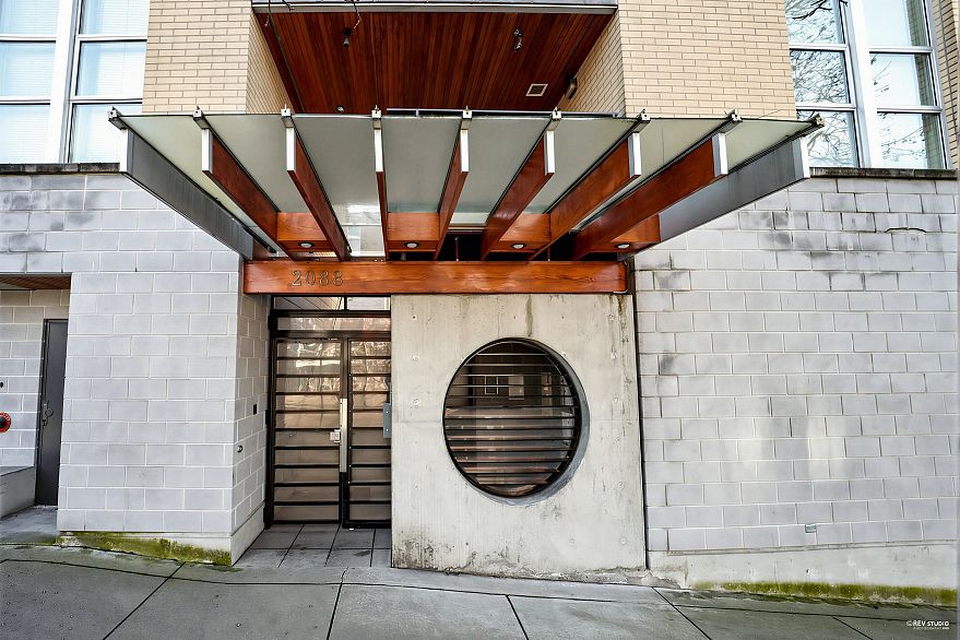 PH5 2088 W 11th Avenue