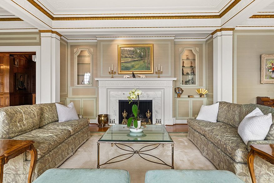 2206 SW Marine Drive