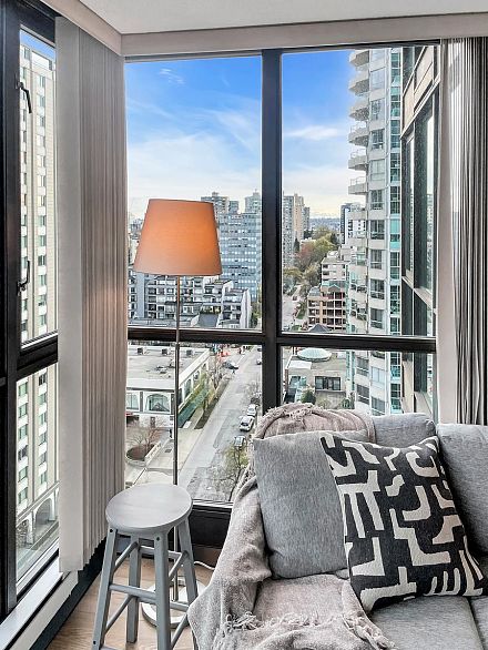 2011 1331 Alberni Street