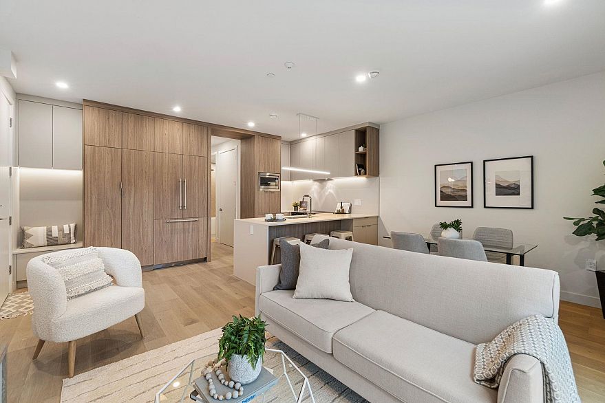 4 4963 Chester Street