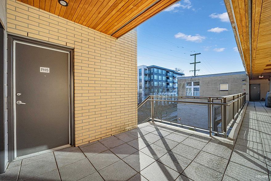 PH5 2088 W 11th Avenue