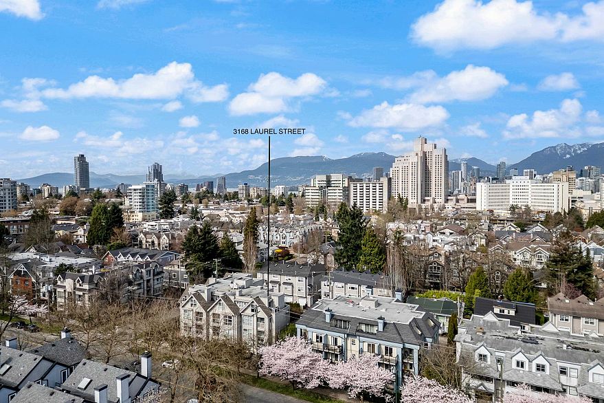 204 3168 Laurel Street