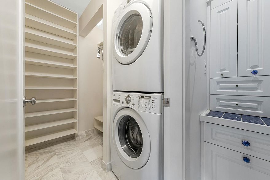 501 2370 W 2nd Avenue